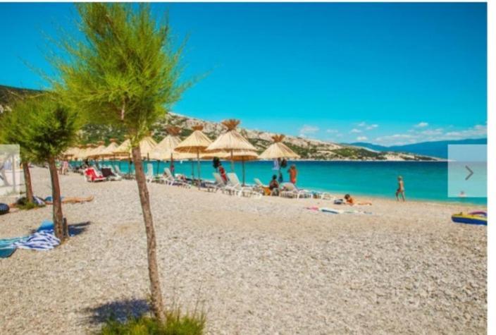 Apartmani Baska S Pogledom Na More Buitenkant foto
